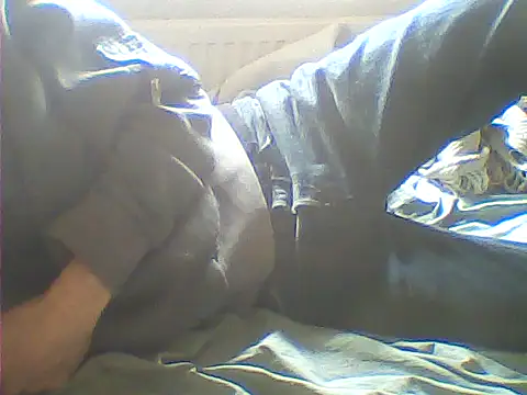 Snapshot of rimbaud77 chatting on September 28, 9:25 am rimbaud77 online show from September 28, 9:25 am