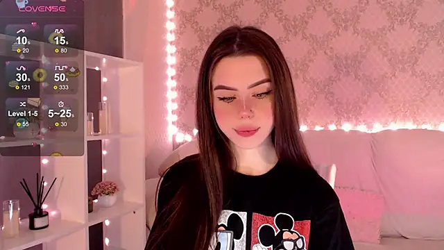 Snapshot of HolyMiax chatting on October 15, 3:50 am HolyMiax online show from October 15, 3:50 am