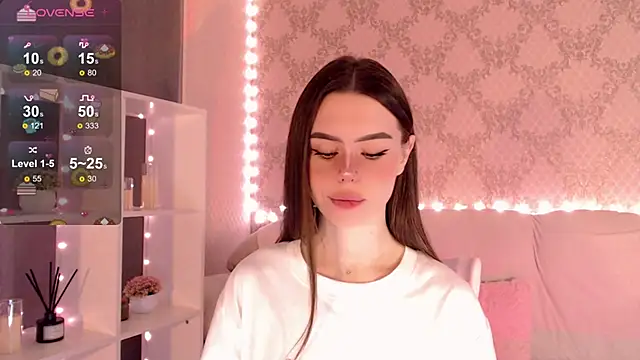 Snapshot of HolyMiax chatting on October 18, 3:31 am HolyMiax online show from October 18, 3:31 am