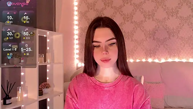 Snapshot of HolyMiax chatting on November 7, 3:28 am HolyMiax online show from November 7, 3:28 am