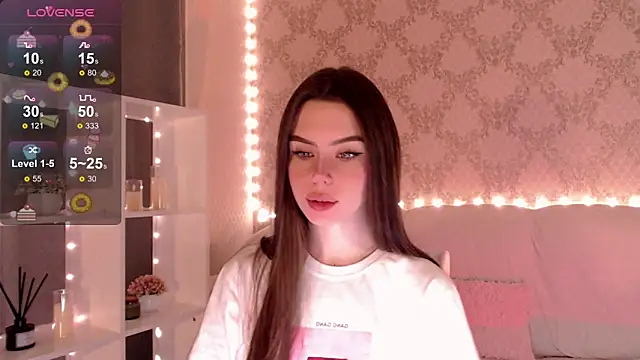 Snapshot of HolyMiax chatting on November 9, 3:05 am HolyMiax online show from November 9, 3:05 am