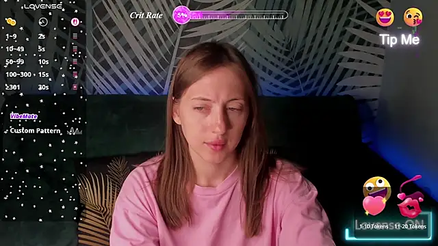 ChristyCrayme online show from June 30, 10:00 pm