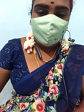 Snapshot of Tamil_riyalini12 chatting on October 24, 7:27 am Tamil riyalini12 online show from October 24, 7:27 am