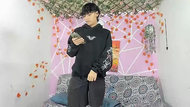 Bastian boyshot77 online show from December 15, 4:11 pm