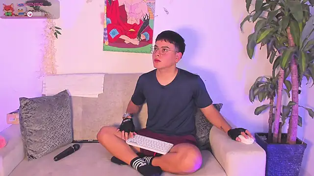 Young Ben online show from November 28, 9:50 pm