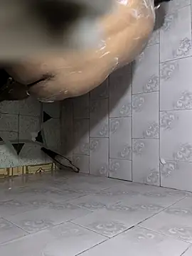 Snapshot of Riyansh_mehta chatting on October 9, 12:58 pm Riyansh mehta online show from October 9, 12:58 pm