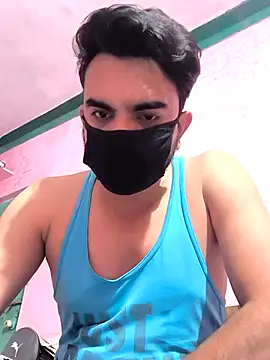 Snapshot of Riyansh_mehta chatting on January 13, 5:29 pm Riyansh mehta online show from January 13, 5:29 pm