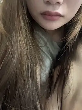 Snapshot of uulove521 chatting on October 22, 6:51 pm uulove521 online show from October 22, 6:51 pm