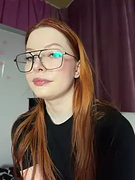 Dari Toy  online show from June 18, 1:26 pm
