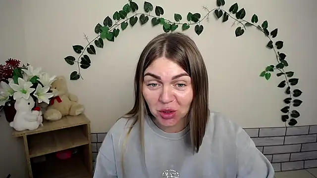 Snapshot of Magic_Katarina_ chatting on October 6, 6:33 am Magic Katarina online show from October 6, 6:33 am