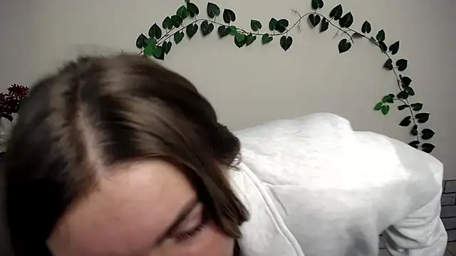 Snapshot of Magic_Katarina_ chatting on October 7, 6:54 am Magic Katarina online show from October 7, 6:54 am