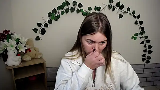 Snapshot of Magic_Katarina_ chatting on October 9, 6:44 am Magic Katarina online show from October 9, 6:44 am