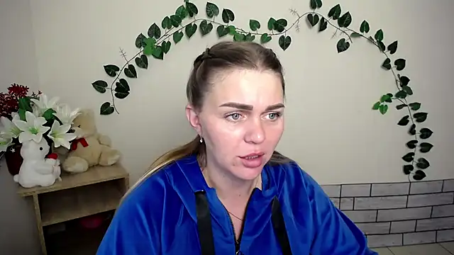 Snapshot of Magic_Katarina_ chatting on October 10, 6:56 am Magic Katarina online show from October 10, 6:56 am