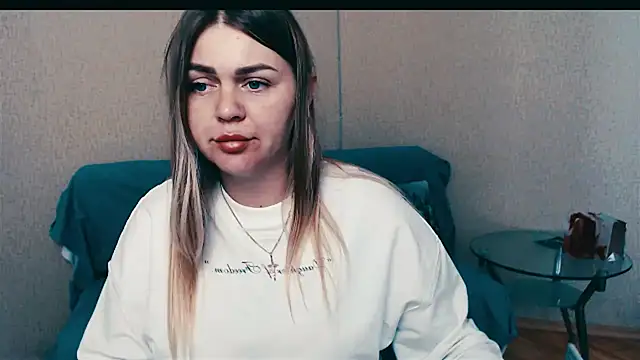 Snapshot of Magic_Katarina_ chatting on October 23, 11:53 am Magic Katarina online show from October 23, 11:53 am