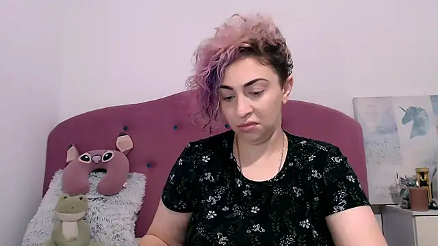 Snapshot of AAARUNY chatting on November 23, 11:21 am AAARUNY online show from November 23, 11:21 am