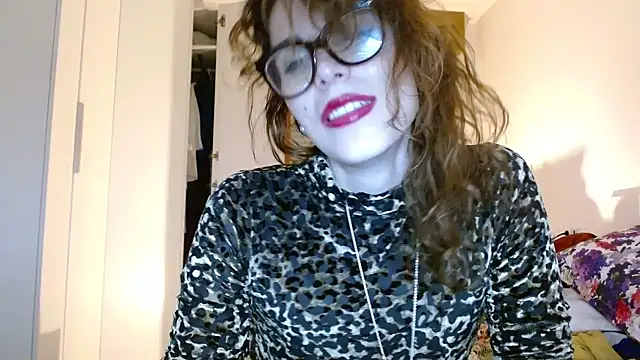 Snapshot of refem9 chatting on October 13, 4:40 pm refem9 online show from October 13, 4:40 pm