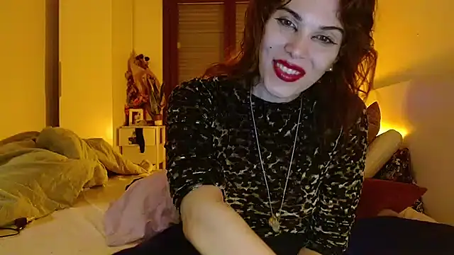 Snapshot of refem9 chatting on November 12, 5:13 pm refem9 online show from November 12, 5:13 pm