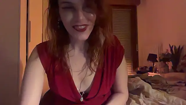 Snapshot of refem9 chatting on March 21, 3:11 am refem9 online show from March 21, 3:11 am