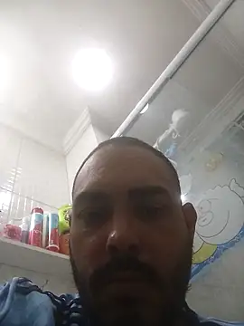 jfgustavo001 online show from March 16, 10:36 pm