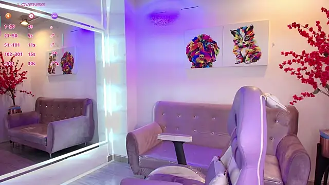 Snapshot of Antonella_wild chatting on June 12, 4:11 am Antonella wild online show from June 12, 4:11 am