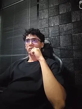 jacobs shelby online show from February 25, 10:30 pm