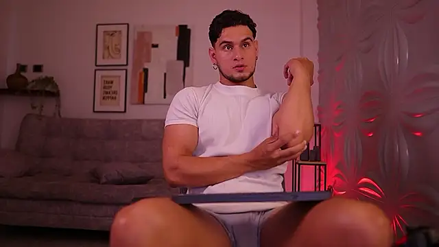 DaviesBrown online show from March 21, 8:01 pm