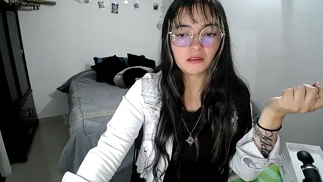Snapshot of Came-II chatting on October 15, 10:26 am Came-II online show from October 15, 10:26 am