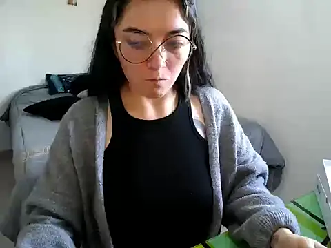 Snapshot of Came-II chatting on November 7, 11:54 am Came-II online show from November 7, 11:54 am