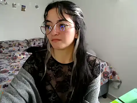 Snapshot of Came-II chatting on November 18, 4:00 pm Came-II online show from November 18, 4:00 pm