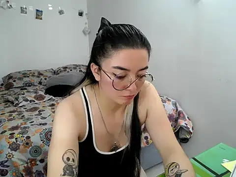 Snapshot of Came-II chatting on November 19, 4:18 pm Came-II online show from November 19, 4:18 pm