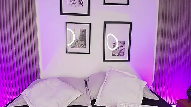 ashlycarteer online show from April 13, 2:06 am