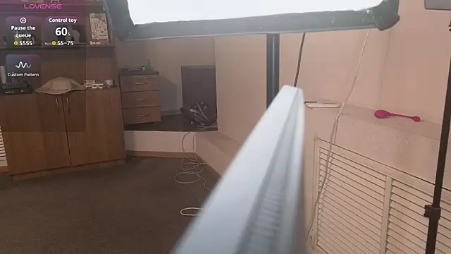 Margo Moll online show from November 21, 6:45 am