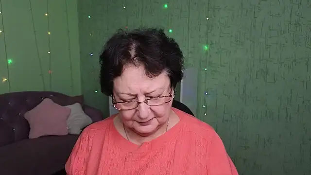 Margo Moll online show from November 22, 6:23 am