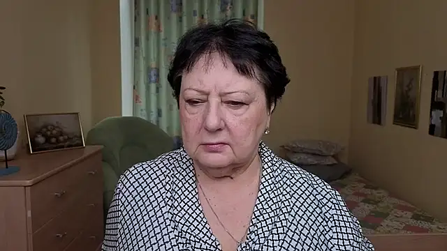 Margo Moll online show from December 4, 7:28 am