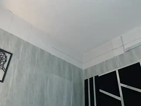 chaniesmith69x online show from October 31, 8:21 pm