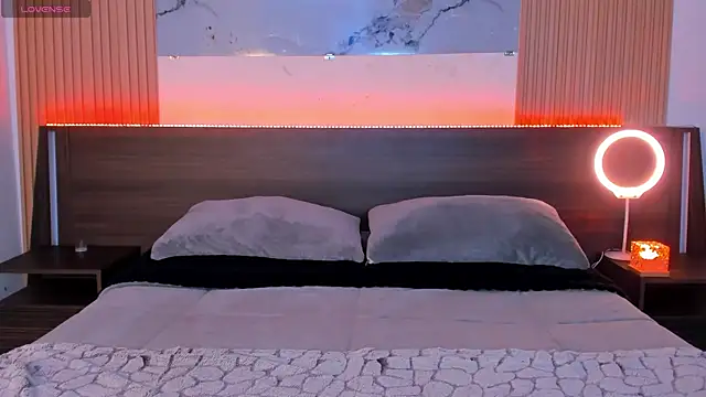 samanthaa moon online show from June 2, 11:29 pm