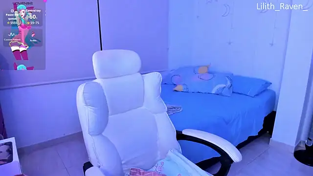 Lilith Raven  online show from November 3, 4:47 am