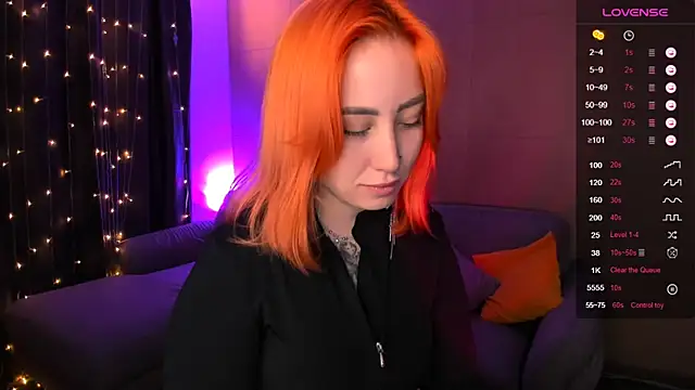 deboramoore online show from April 9, 2:11 am