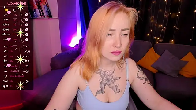 Snapshot of deboramoore chatting on July 11, 2:03 am deboramoore online show from July 11, 2:03 am