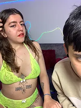 Snapshot of antonelaXantonysex chatting on October 7, 6:16 pm antonelaXantonysex online show from October 7, 6:16 pm