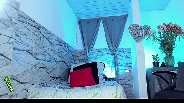 Snapshot of fanEmy chatting on October 14, 2:40 pm fanEmy online show from October 14, 2:40 pm