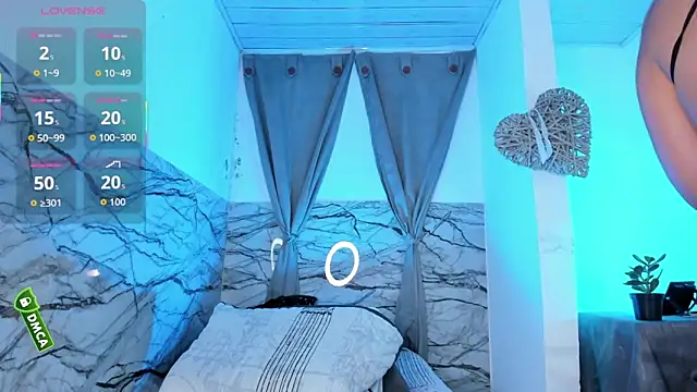 Snapshot of fanEmy chatting on November 5, 2:28 pm fanEmy online show from November 5, 2:28 pm