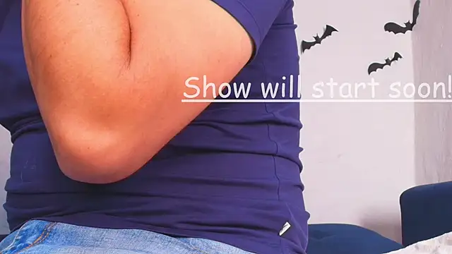 couplelove543 online show from October 29, 1:35 pm