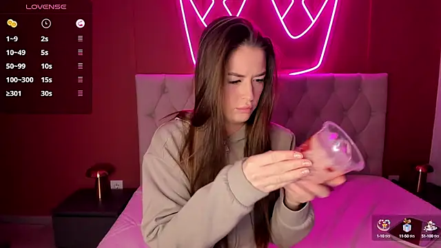 StacyWells online show from October 14, 2:23 am