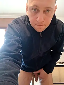 Snapshot of Alessio1987 chatting on February 25, 12:26 pm Alessio1987 online show from February 25, 12:26 pm