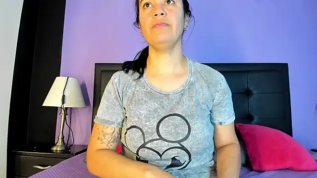 Snapshot of GreciaFox1 chatting on July 7, 1:59 pm GreciaFox1 online show from July 7, 1:59 pm
