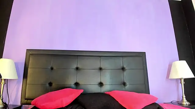 Snapshot of GreciaFox1 chatting on July 16, 2:56 pm GreciaFox1 online show from July 16, 2:56 pm