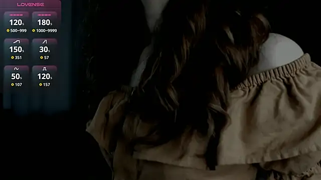 Snapshot of EngelBrougham chatting on October 25, 8:11 am EngelBrougham online show from October 25, 8:11 am