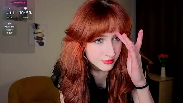 Snapshot of EngelBrougham chatting on October 28, 7:45 am EngelBrougham online show from October 28, 7:45 am