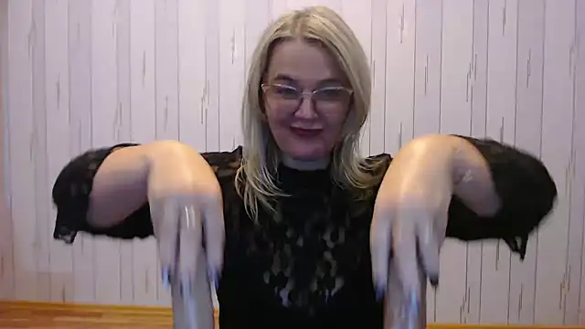 EleanoraDream online show from December 21, 6:37 pm